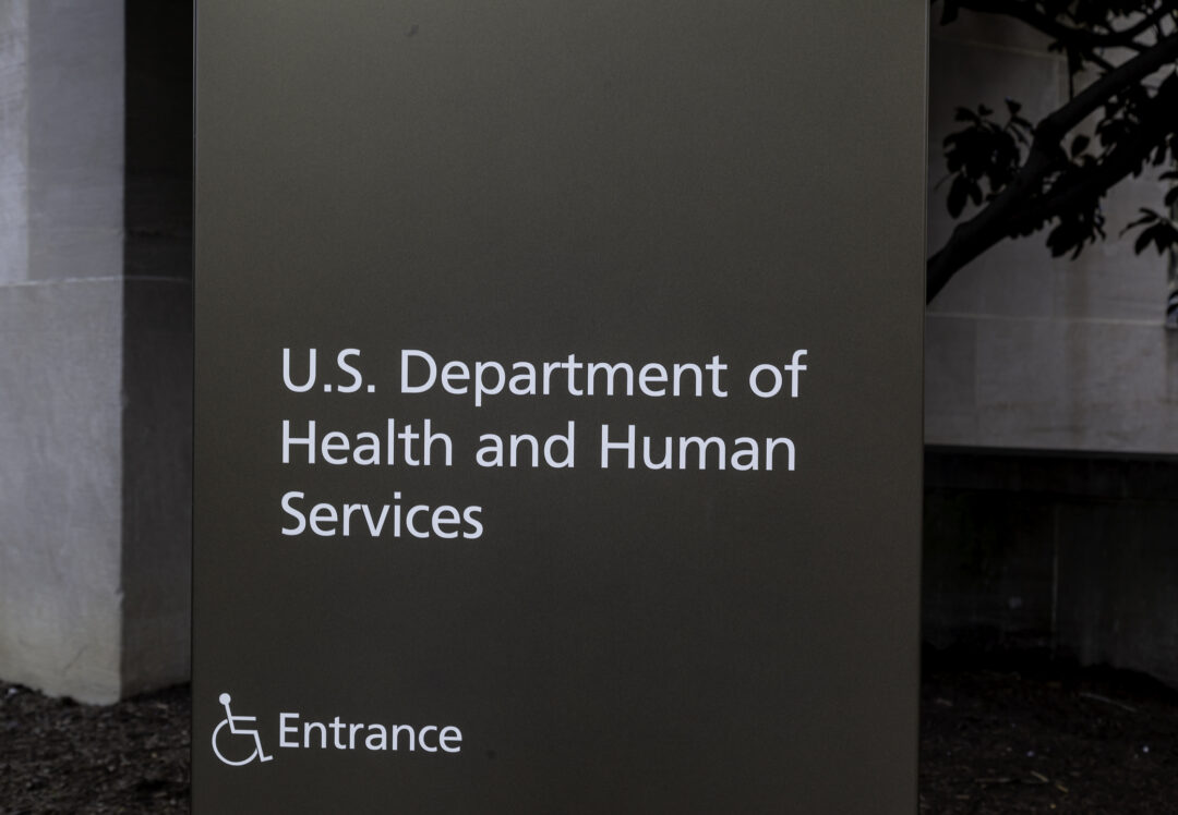 HHS-GettyImages-1322510427.jpg