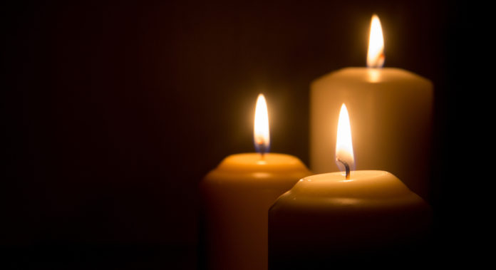 In Memoriam candles