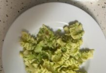 Pasta with Broccoli Pesto